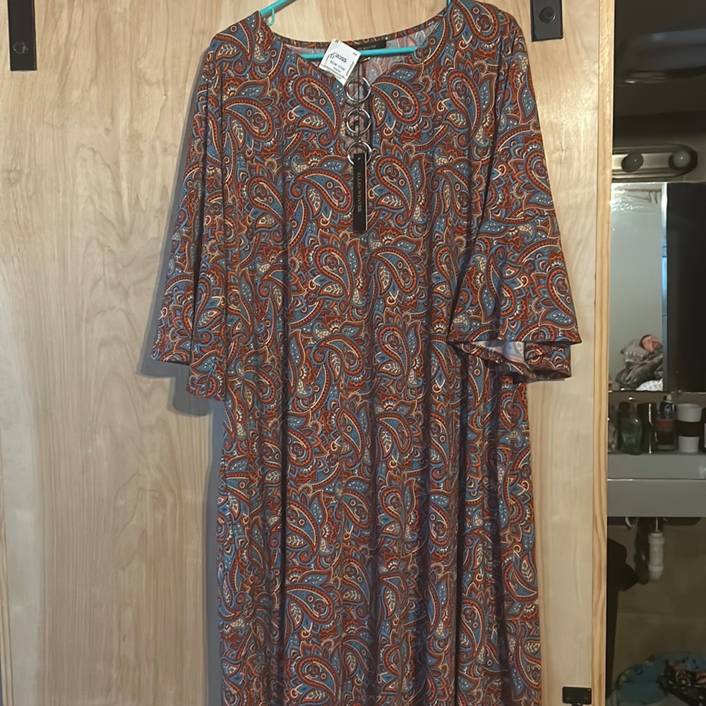 Ellen Weaver Mid knee dress plus’s size
